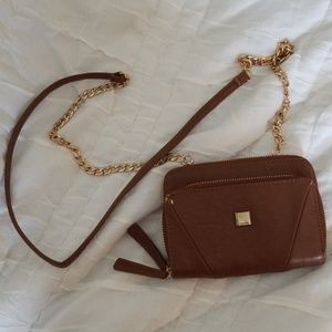 Cross body purse